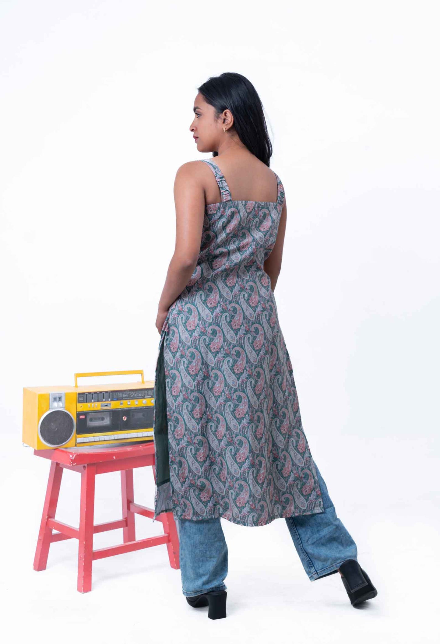 Midgreen paisley strap kurta